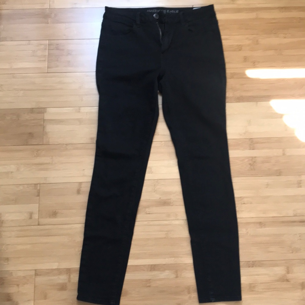 Black American Eagle Super Super Stretch Jeans